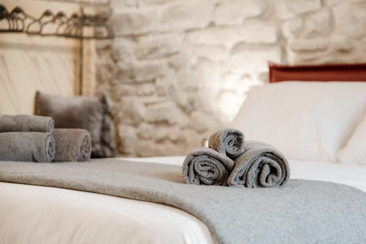 Historical Suites - The House Of Travelers Como