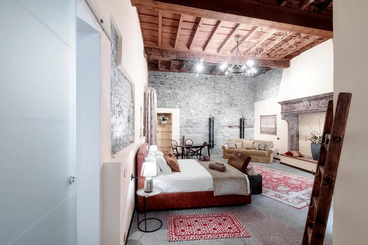 Penzion Historical Suites - The House Of Travelers Como Itálie