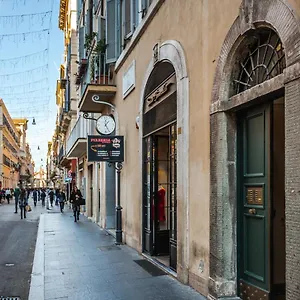 https://ebl-luxury-home.it-romehotels.com