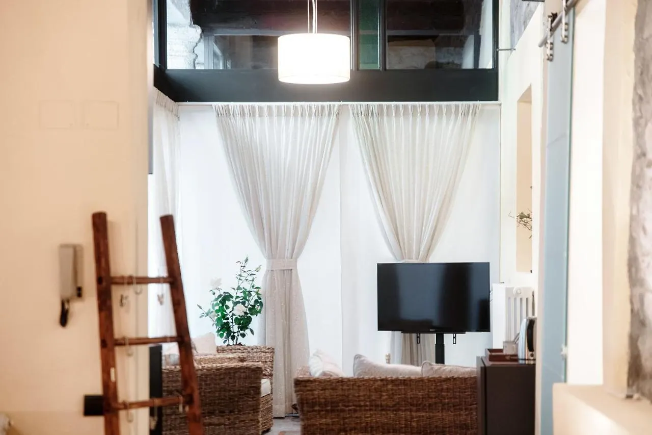 Affittacamere Historical Suites - The House Of Travelers Côme