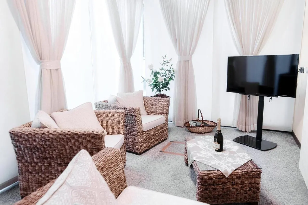 Historical Suites - The House Of Travelers Côme Affittacamere