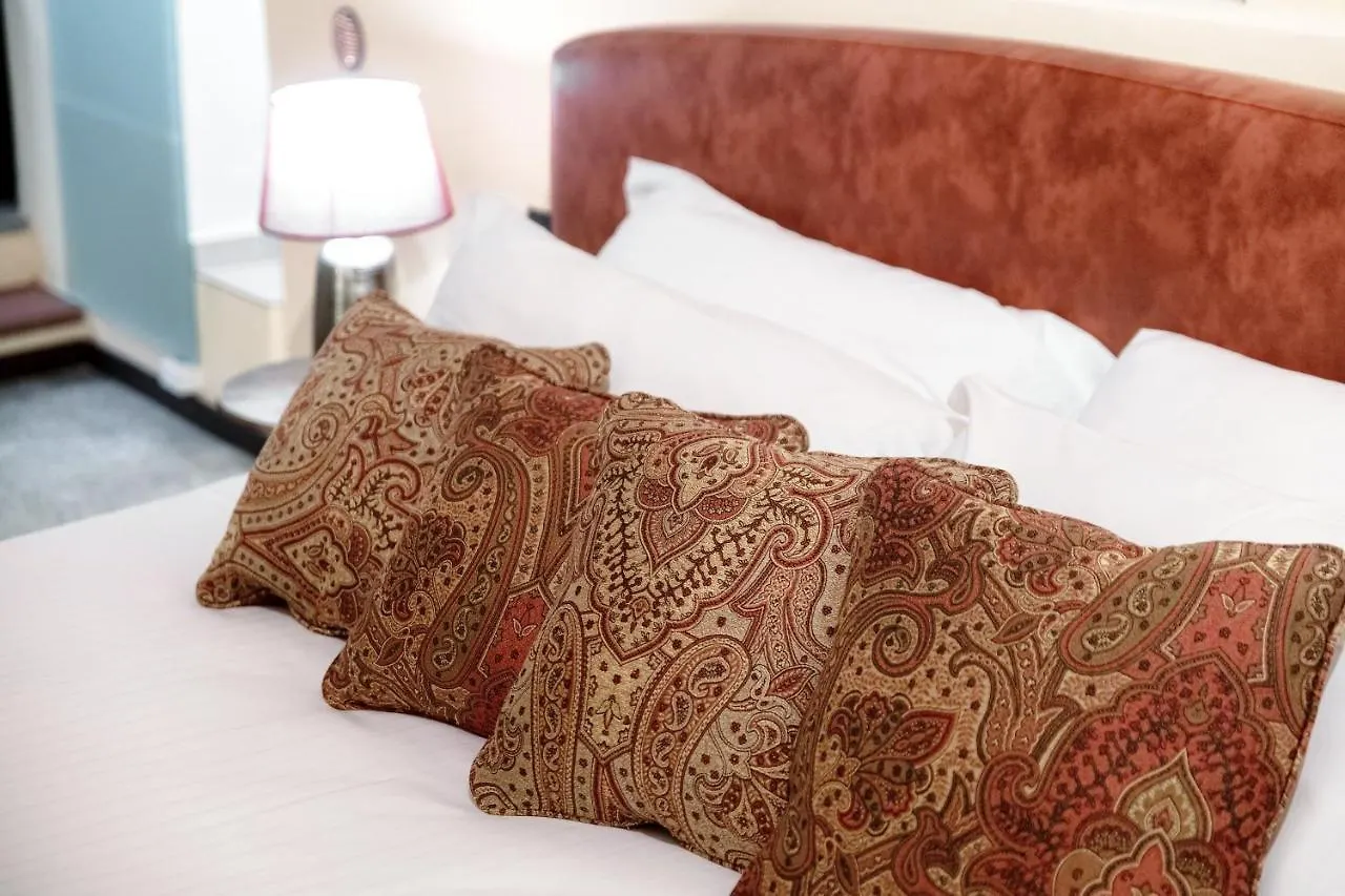 Affittacamere Historical Suites - The House Of Travelers Côme